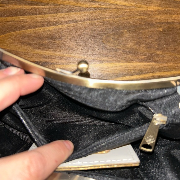 Patricia Nash white and metallic cowhide clutch - Picture 8 of 8